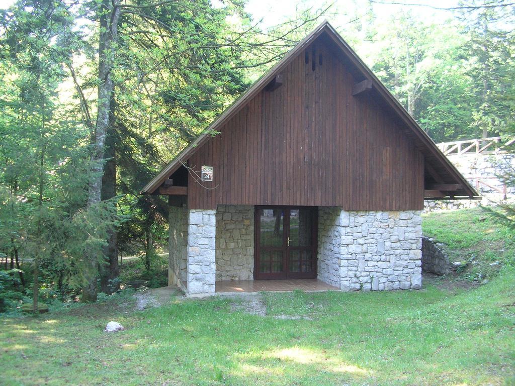 Camping Pivka Jama Постойна Екстериор снимка
